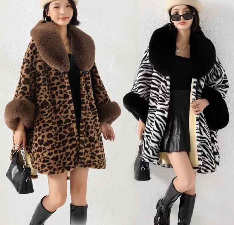 レディース アウター マント ケープ ポンチョ コート ショール 暖かい ファー 秋冬 大判 おしゃれ 防寒 ヒョウ柄 ビッグカラー ウール 起毛 厚手 カーキ 黒