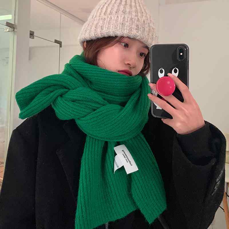 マフラー レディース クリスマス ギフト 冬 韓国 普段使い 旅行 ペア カップル 厚手 暖かい 防寒 メンズ 柔らかい シンプル ロゴ タグ ワンポイント ニット カーキ アイボリー 緑