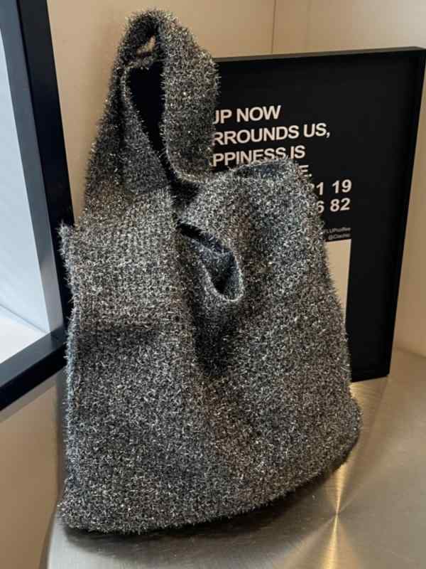 トートバッグ 大きめ 軽い レディース 秋冬 毛糸 縦型 大容量 ソフト ショルダー カジュアル おしゃれ シンプル 黒 シルバー 紫 ショッピング(4.0)