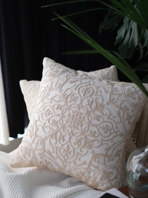 クッション カバー おしゃれ フレンチ レトロ リネン 刺繍 ソファ 装飾 花 インテリア 背もたれ 家 リ..