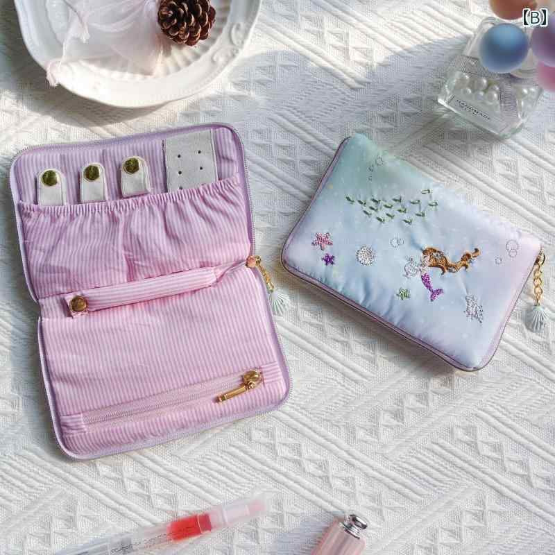 ジュエリーケース マーメイド シンデレラ ストロベリー フリル ファスナー 韓国 刺繍 生地 折りたたみ 薄マチ 収納 保管 持ち運び ネックレス ポータブル イヤリング アクセサリー 旅行 かわいい