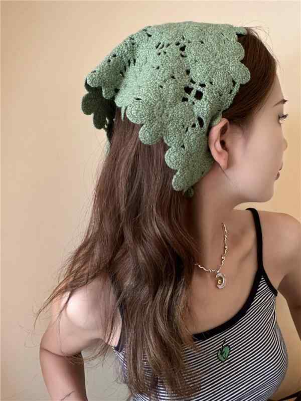 バブーシュカ｜大人かわいいヘアアクセ！人気ヘッドスカーフのおすすめは？