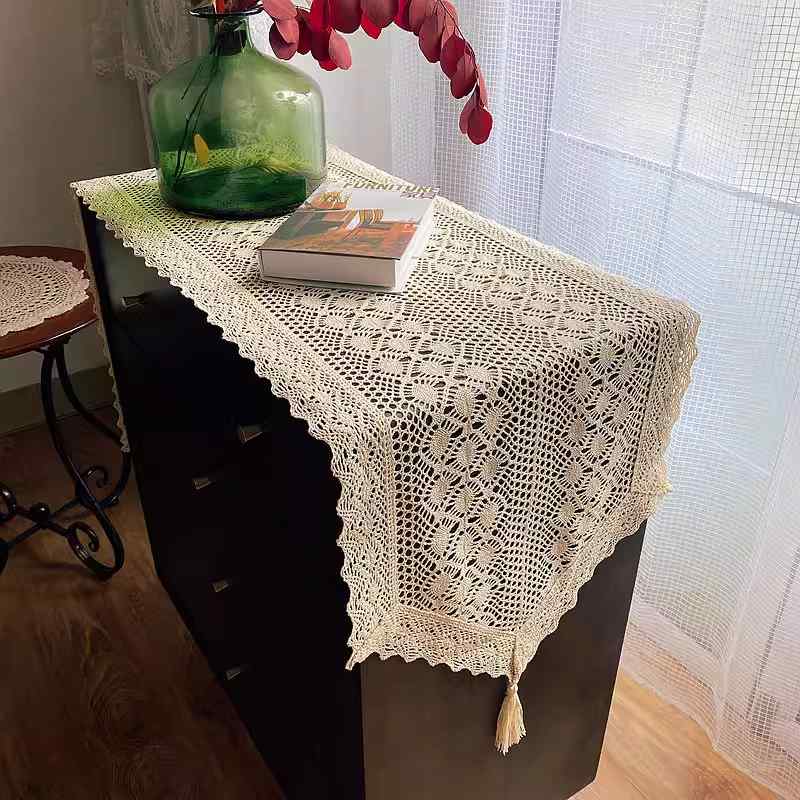 Table Runners - テーブルランナーおしゃれ アメリカン カントリー クロス かぎ針編み レース テレビ キャビネット カバー 布 タッセル ロング ベージュ 緑