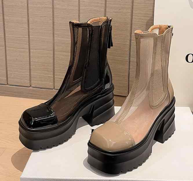 ソール素材: ポリウレタンインソール素材: シープスキン表面素材：第一層牛革ブーツ表面素材: 第一層牛革ブーツインナー素材: メッシュ