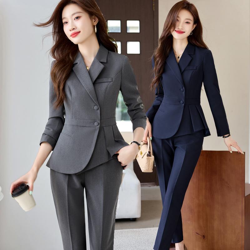 パンツスーツ レディース セットアップ ジャケット スラックス ビジネス 事務服 制服 通勤 オフィス 接客 秋冬 ストレッチ 伸縮性 ポリエステル 高級感 上品 きれいめ スタイリッシュ 紺 黒 グレー 40代