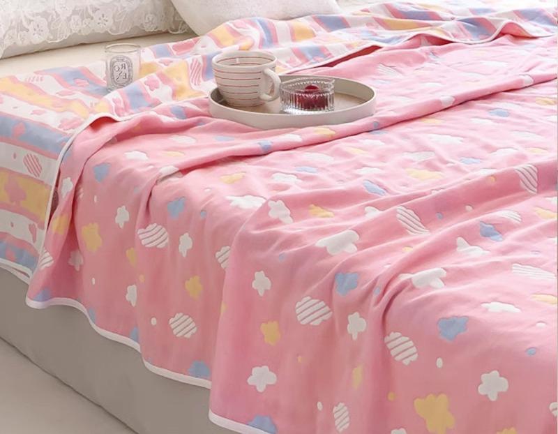 子供 夏 掛け布団 ベビー 薄手 ガーゼケット ブランケット ひざ掛け 吸湿 通気性 柔らかい 涼感 6層 洗濯可能 お昼寝 寝具 幼稚園 シンプル かわいい 青 ピンク グレー 恐竜 うさぎ イチゴ