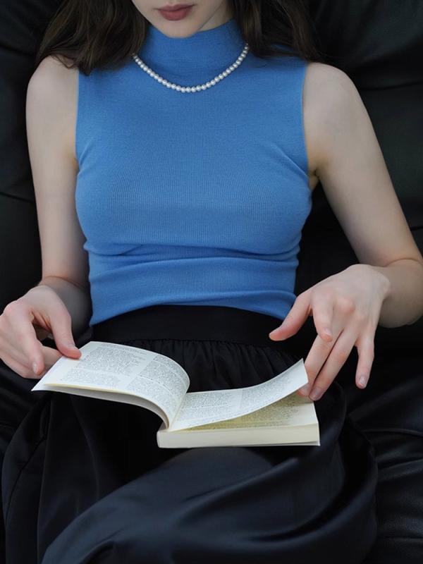 ハイネック ノースリーブ レディース 夏 トップス スリムフィット ショート丈 ニット シンプル カジュアル きれいめ 青 黒 無地