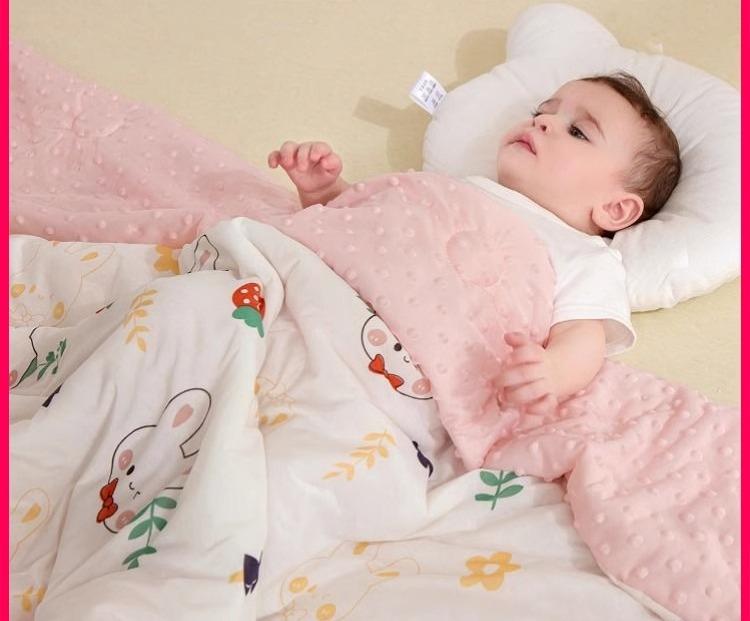 赤ちゃん ブランケット 夏用 肌掛け ベビー 子供 新生児 タオル キルト 幼稚園 昼寝 寝室 エアコン 薄手 竹繊維 通気性 吸湿性 柔らかい 涼しい 快適 両面冷感 洗濯可能 かわいい うさぎ くま 恐竜 ピンク 緑 黄色