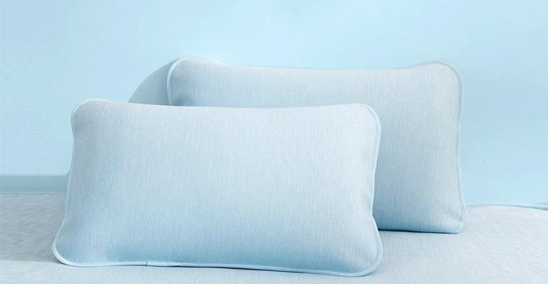 ひんやり 冷感 枕カバー 抗菌 洗える 夏用 ピローケース 寝具 大人 涼しい 快適 クール 安眠 48cmX74cm..