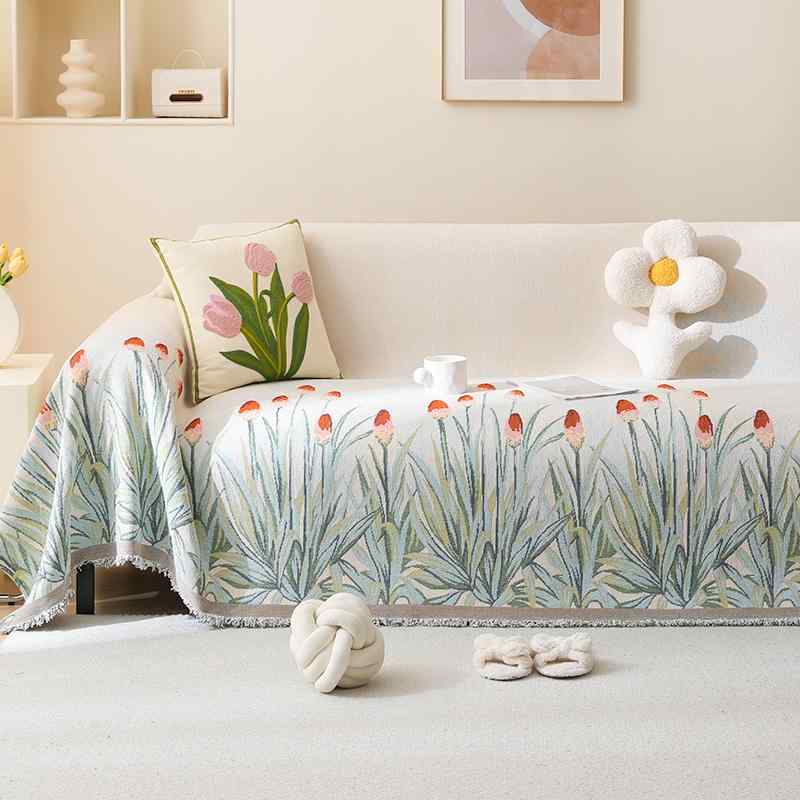 ソファーカバー かけるだけ 花柄 おしゃれ 華やか インテリア オールシーズン 全体 覆う ブランケット 滑り止め 毛玉 シワ キズ 防止 布 洗濯 可能