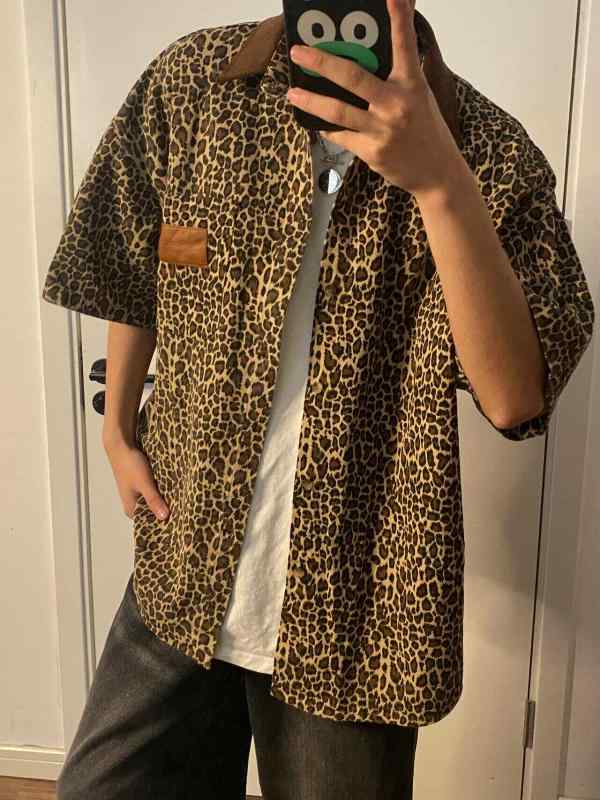 ヒョウ柄 シャツ メンズ レディース アメリカン ゆったり 半袖 カジュアル 夏 普段使い リゾート 大きいサイズ オーバーシルエット