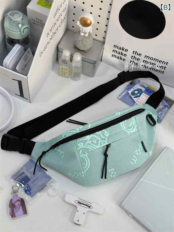 ボディバッグ メンズ おしゃれ ワンショルダー 肩掛け 斜めがけ 海外旅行 スポーツ アウトドア メッセンジャー スリング ウェストポーチ カジュアル ナイロン ポケット 軽量 大容量 個性 レトロ レジャー グリーン ブルー ホワイト