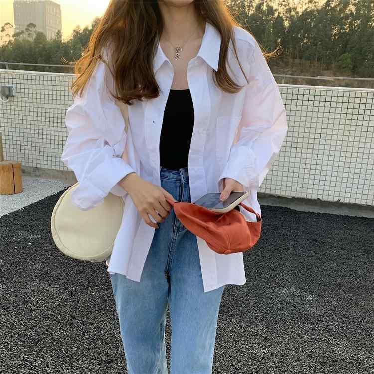 シャツ 羽織り 夏 薄手 レディース 日焼け防止 ゆったり 長袖 トップス 襟付き 前開き ボタン ビッグシルエット おしゃれ アウトドア 普段使い 青 白
