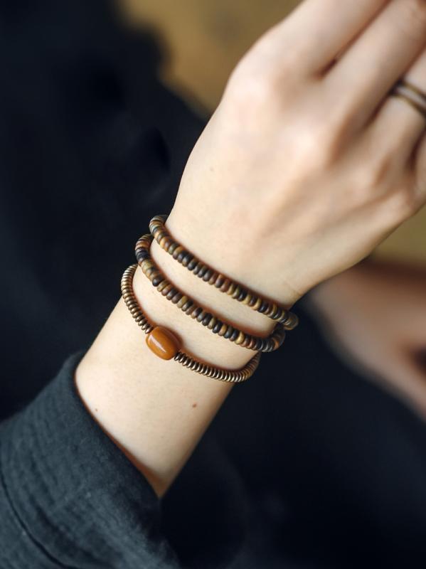 手首 アクセサリー メンズ レトロ エスニック サンダルウッド ビーズ カップル ブレスレット レディース 伸縮性 おしゃれ おでかけ