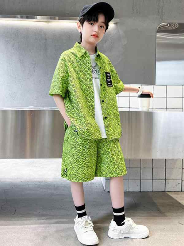 キッズ セットアップ 男の子 春夏 半袖 シャツ 前開き ハーフパンツ ポケット ゆったり おしゃれ カジュアル ストリート アルファベット カーキ 緑 通学 プレゼント