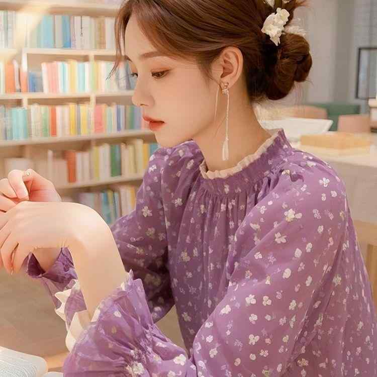 乐天商城 - ブラウス レディース おしゃれ 花柄 ドット柄 フリル襟 長袖 春 フェミニン 韓国 大人可愛い 上品 ガーリー