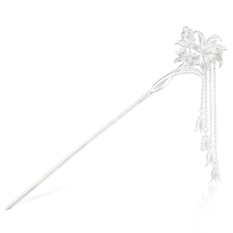 かんざし おしゃれ 簪 レディース 百合 鈴蘭 蝶 長タッセル 揺れる シルバー チャイナ風 漢服 プレゼント 中華風