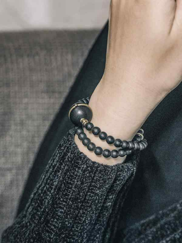 ブレスレット メンズ アクセサリー ユニセックス 真鍮 腕輪 2層 マット加工 装飾 小物 ゴム紐 伸縮性 ハンドメイド 個性的 カジュアル おしゃれ 黒