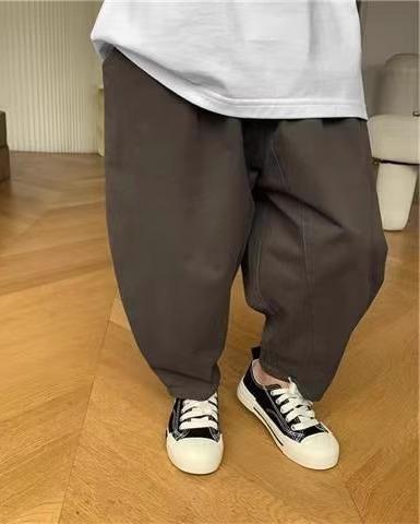 ワイドパンツ キッズ 裾しぼり 男の子 カジュアル ゆったり ボトムス ズボン ウエストゴム シンプル おしゃれ 春秋 お出かけ レジャー 緑 カーキ