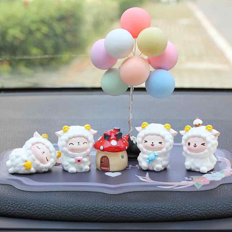 車 ダッシュ ボード 飾り 子羊 インテリア 車 置物 グッズ 装飾 内装 小物 かわいい 樹脂 卓上 オーナ..