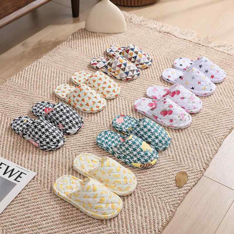 スリッパ 静音 滑り止め メンズ レディース 子供用 ルームシューズ シンプル 綿 家庭用 屋内 ソフトソール リボン おしゃれ 千鳥格子 バナナ いちご 秋冬 洗える