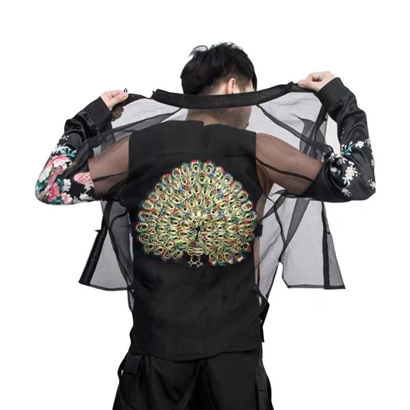 サイズ：SML XL 2XLパターン: 動物襟の種類：スタンドカラーカラー：ブラック(シルバーピーコック) インナー含まず.ホワイト-インナー含まず. ブラック(ゴールデンピーコック) インナー含まず該当する季節：オールシーズン袖丈：長袖厚さ: 薄手エディションの種類: ルーズ服飾技術：刺繍生地機能: 断熱素材構成：新ポリエステル繊維90% マルベリーシルク10%
