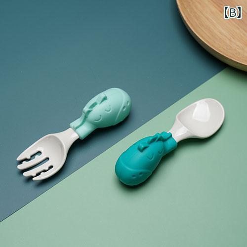 ベビー スプーン フォークセット トレーニング 男の子 女の子 離乳食 食器 短め か...