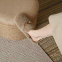 スリッパ 冬用 レディース ファー 暖かい つま先 ふわふわ 綿 大きいサイズ ゴム 滑りにくい 革 カーキ アイボリー 黒 韓国 室内 金具 エレガント