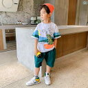 キッズ 夏服 セットアップ 男の子 半袖 丸首 シャツ ショートパンツ 韓国 薄手 綿 通気性 ポップ カジュアル かわいい 恐竜 イラスト 白 黒 緑