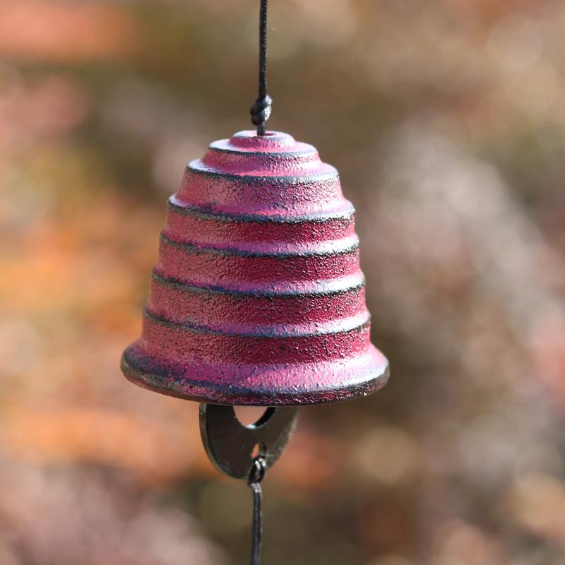 ドアベル 玄関 風鈴 音色 ウィンドチャイム 呼び鈴 アイアン 金属 吊り下げ 飾り リビング 庭 バルコニー インテリア 雑貨 オーナメント 鐘 ディスプレイ オブジェ 装飾 防犯 店舗 新築 開店 祝い ギフト 中国風 レトロ モダン 緑 赤