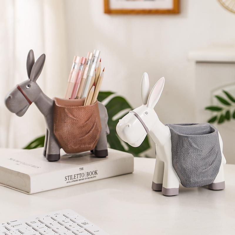 ペン立て かわいい インテリア 雑貨 書斎 オフィス 子供部屋 収納 小物入れ ロバ 個性 卓上 ペンホルダー 文房具 コスメ プレゼント 白 茶