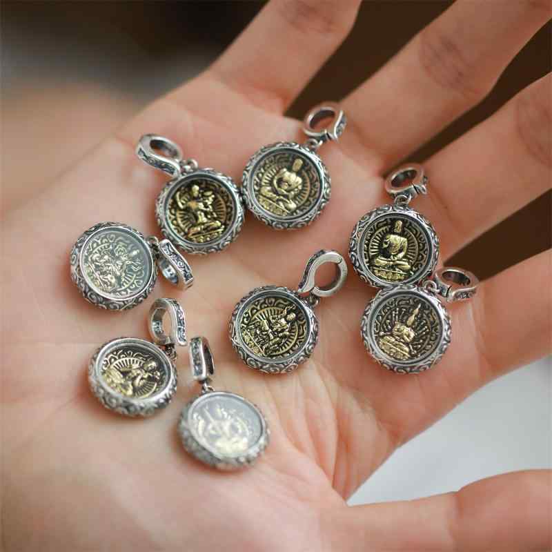 ペンダント トップ のみ レディース 大人 アンティーク調 アクセサリー ネックレス ラウンド 小さめ パーツ プレート 六字真言 八大守護神 シルバー