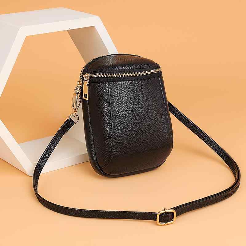 スマホショルダーバッグ 大きめ レディース 革 シンプル 斜め掛け ブラック レッド イエロー ファスナー おしゃれ 無地 ソフト 調節可能