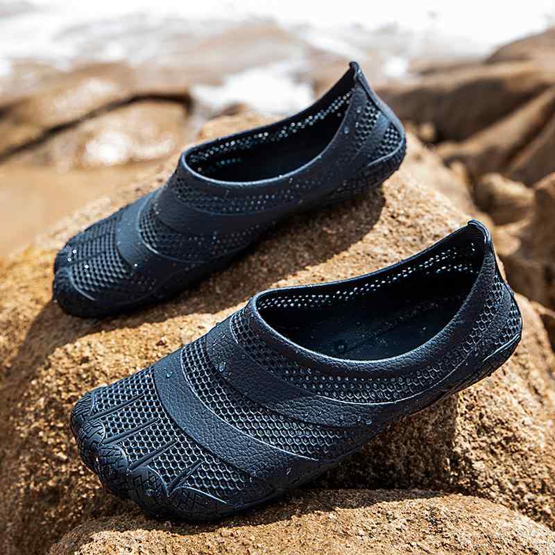 水陸両用 シューズ メンズ 大人 ビーチトレッキング 川遊び アウトドア 磯遊び 釣り 通気性 滑り止め 軽量 快適 無地 柔らかい 夏 黒 グレー 青