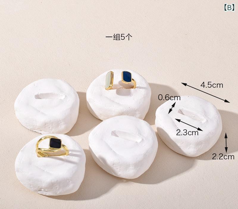 アクセサリー スタンド リング ディスプレイ ハンドメイド ホルダー 収納 置物 ホーム ロング 丸型 台座 手作り 指輪 小さい 白