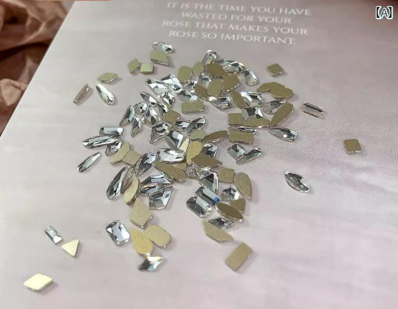 ネイルパーツ ストーン 50粒 キラキラ ビジュー 平底 特殊形状 混合 おしゃれ 赤 ピンク オーロラ デコ..