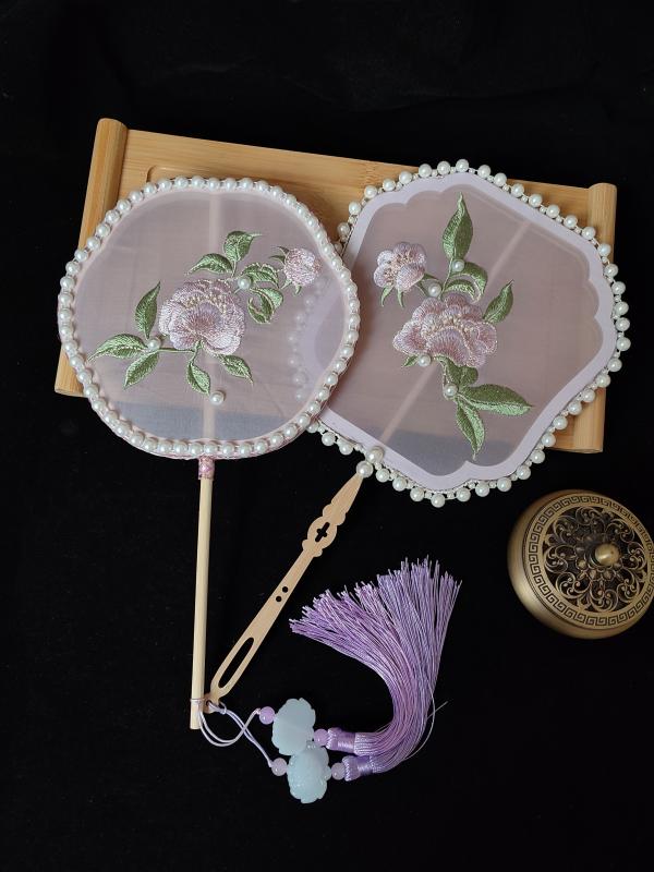 団扇 刺繍 アンティーク 両面 片面 レトロ 中国風 ダンス 韓服 キャットウォーク ショー 撮影 衣装 子..