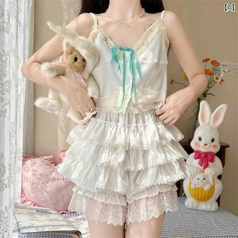 フロントップ楽天市場店のかぼちゃパンツ レディース 可愛い ショート 夏 ウエストゴム キュロット バルーン ティアード 短パン ドロワーズ フリル レース ガーリー ロリータ ゴシック 地雷 コスプレ JK ふんわり 体形カバー 美脚 リボン 刺繍 うさぎ ミルキーホワイト｜アングル2