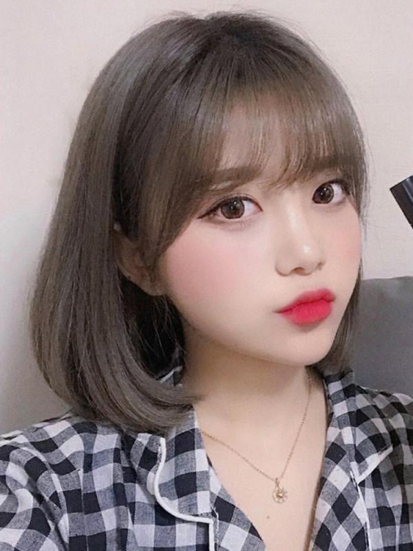 ウィッグ コスプレ ハロウィン イベント ロリータ かつら フル 女性 自然 ショート ボブ 内巻き 前髪あり ヘアネット ピン かわいい 黒 茶色 ピンク