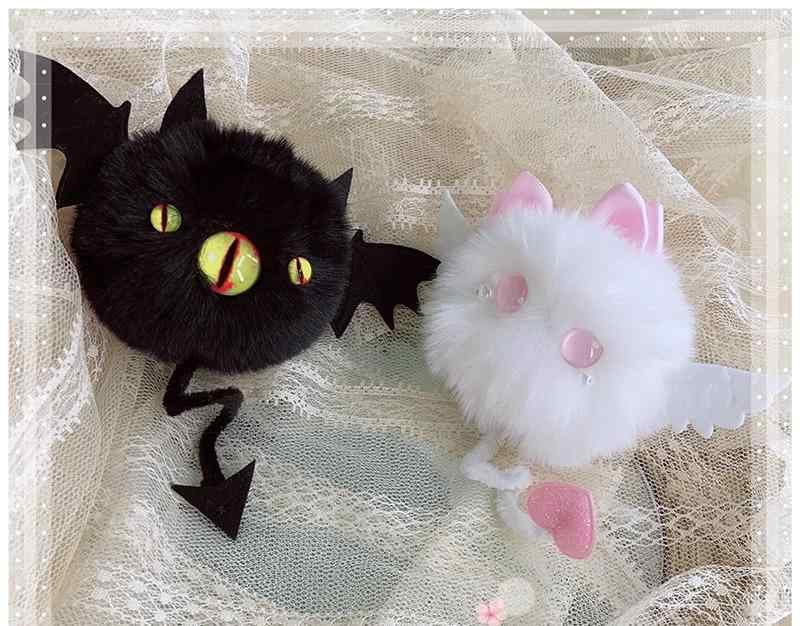 ハロウィン コスプレ アクセサリー 杖 キーチャーム ヘアクリップ ブローチ 悪魔 コウモリ 羽 かわいい 黒 白 大人 子供 ゴシック ロリータ 衣装 小道具