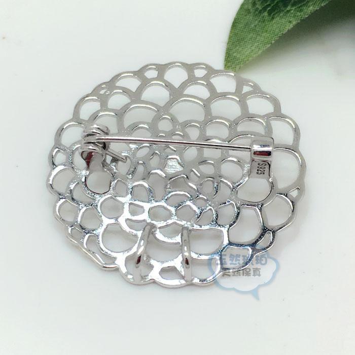 Platinum - ブローチ台 パーツ 台座 材料 DIY ピン シルバー ペンダント 穴 底 ホルダー 手作り ミツロウ アクセサリー 花 ベース レディース 普段使い コサージュ ラウンド プラチナカラー
