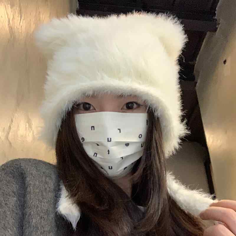 帽子 レディース 秋冬 韓国 ニット帽 ふわふわ 紐付き 防寒 暖かい レジャー アウトドア 個性的 カジュアル かわいい 白 黒 カーキ