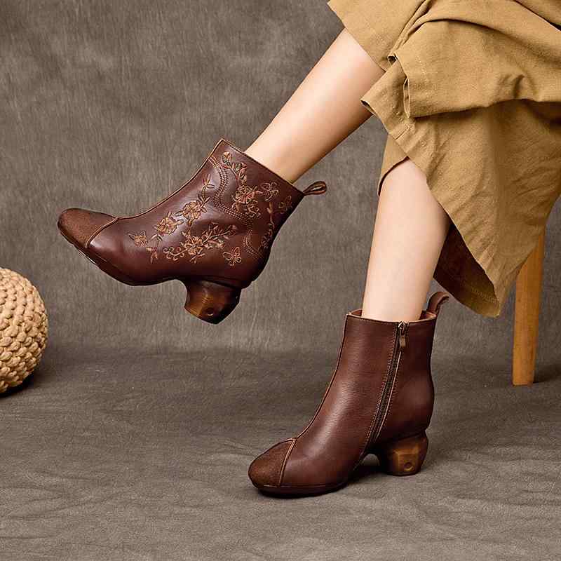 ショートブーツ レディース ヒール 太い 刺繍 花 エスニック カジュアル 滑り止め 革 レトロ ミセス 50代 サイドジッパー ラウンドトゥ ブラウン