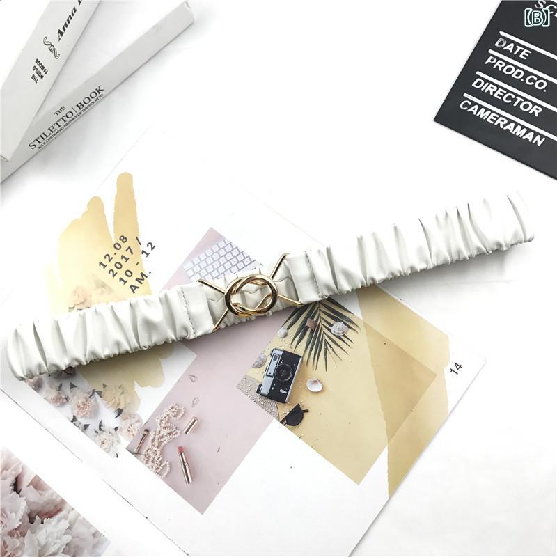 ゴムベルト レディース おしゃれ レトロ 装飾 伸縮性 ウエストゴムマーク 普段使い PUレザー 合金 柔らかい 黒 白 茶色 シンプル カジュアル 簡単 ワンタッチ 細い