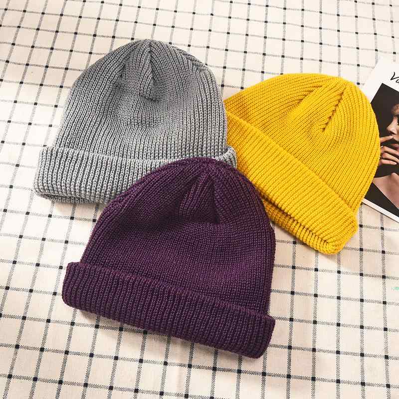 ニット帽 レディース メンズ 大人 耳 おしゃれ ウール アクリル 秋冬 厚手 暖かい 防寒 柔らかい 帽子 ビーニー ワッチキャップ 小物 無地 シンプル カジュアル 韓国 アウトドア レジャー 旅行 普段使い フリーサイズ 黒 グレー アイボリー