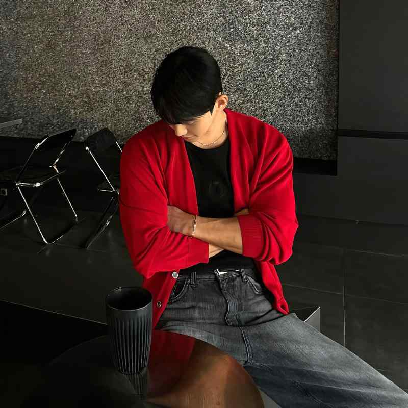 カーディガン メンズ 秋 春 長袖 Vネック 韓国 アクセントカラー 無地 前開き ボタン 羽織 カジュアル ..