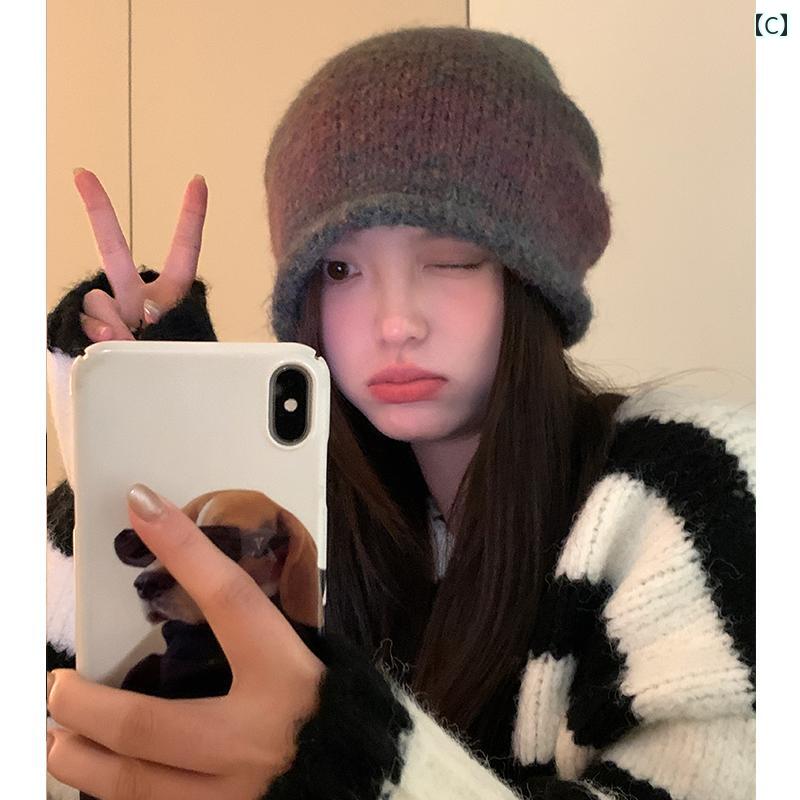 フロントップ楽天市場店のニット帽 レディース おしゃれ 秋冬 ビーニー 韓国 大きめ ウール キャップ 帽子 耳 保護 防寒 保温 暖かい ふわふわ 柔らかい 小顔効果 シンプル カジュアル ストリート 普段使い お出かけ 旅行 青 グレー ローズレッド カラフル｜アングル3