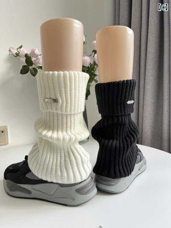 レッグウォーマー 冬 レディース 女性 婦人 秋 厚手 暖かい 保温 ソックス カバー ニット カジュアル Y2K 普段使い レトロ 茶色 グレー 白 無地 プレート リブ