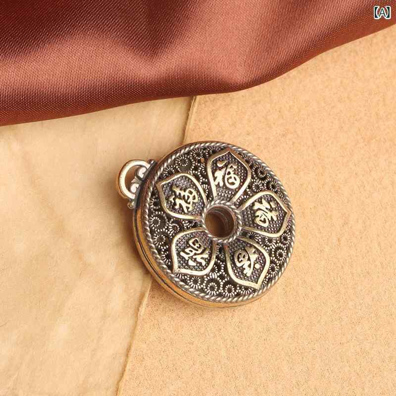 真鍮 キーホルダーパーツ ペンダントトップ アクセサリー アンティーク調 小さめ 小物 工芸品 銅 彫刻 装飾 円形 開運 文字 コウモリ コレクション おしゃれ