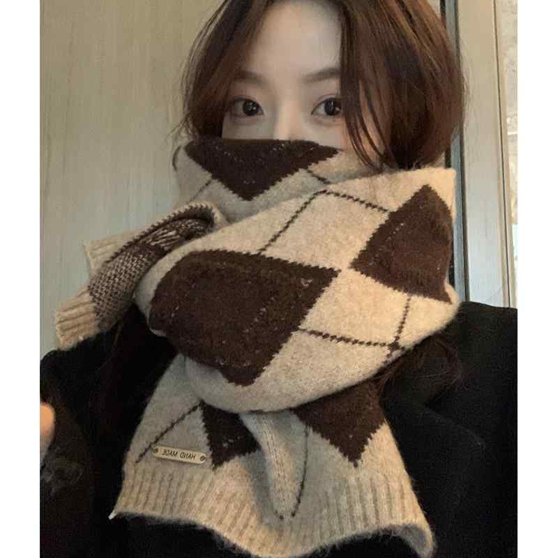 レディース マフラー 防寒 冬 暖かい ネックカバー 韓国 保湿 ニット アーガイル チェック 柄 柔らかい カジュアル 普段使い お出かけ 通学 おしゃれ グ...
